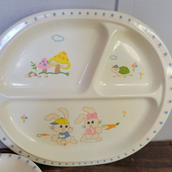 Vintage 1986 Peco Divided Childs Plate  and Bowl Set Turtle Bunnies Mushrooms - Picture 3 of 12